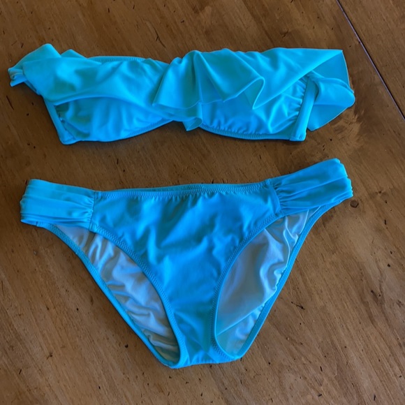 Victoria's Secret THE KNOCKOUT Bikini Sm-Med - Picture 2 of 9